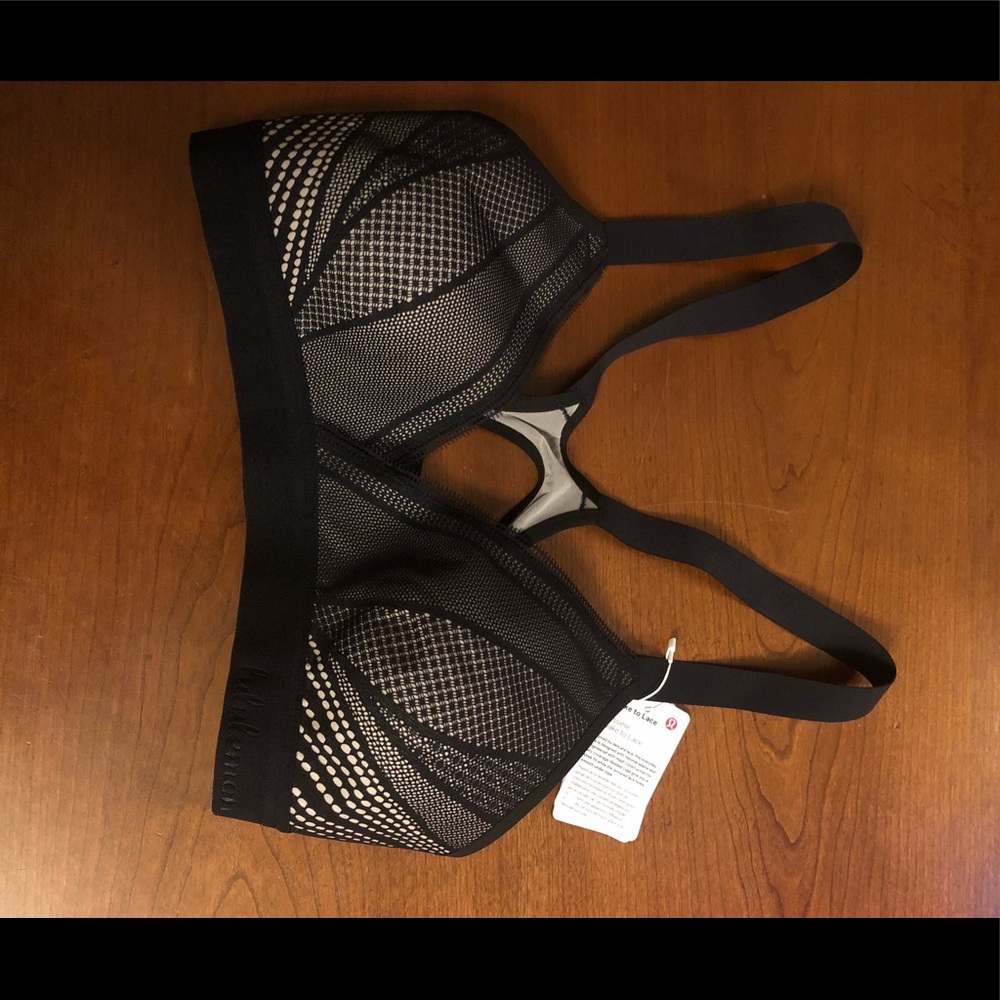 Lululemon 32B Awake to Lace bra - Picture 4 of 7